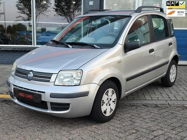 Grijs Gebruikt 2006 Fiat Panda Hatchback | € 2.450 (Eerlijke prijs) - Afbeelding 1/4