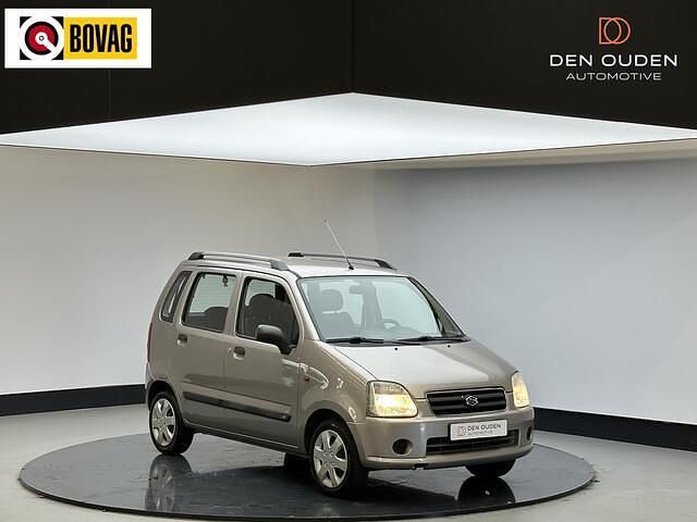 Grijs Gebruikt 2004 Suzuki Wagon R GLX Hatchback | € 3.930 (Iets duurder) - Afbeelding 1/4