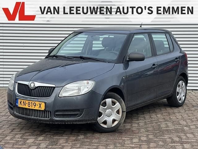 Occasion Skoda Fabia Comfort 60 PK (44 kW) 2009 Grijs (metallic) Hatchback