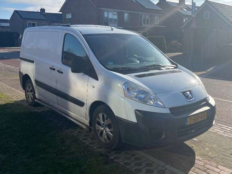 Wit Gebruikt 2011 Peugeot Expert Van | € 7.500 (Duur) - Afbeelding 1/4