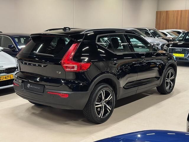 Occasion Volvo XC40 Momentum 163 PK (119 kW) 2019 Zwart SUV