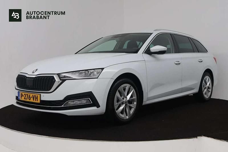 Wit Occasion 2021 Skoda Octavia Business Line Stationwagen | € 19.945 (Eerlijke prijs) - Afbeelding 1/4