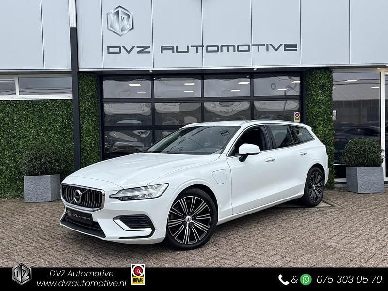 Wit Gebruikt 2020 Volvo V60 Inscription Stationwagen | € 27.950 (Super prijs) - Afbeelding 1/4