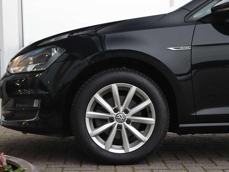 Occasion VW Golf VII Comfortline 86 PK (63 kW) 2016 Zwart Hatchback
