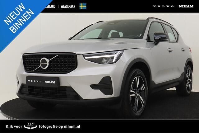 Grijs Gebruikt 2024 Volvo XC40 Plus SUV | € 39.890 (Goede deal) - Afbeelding 1/4