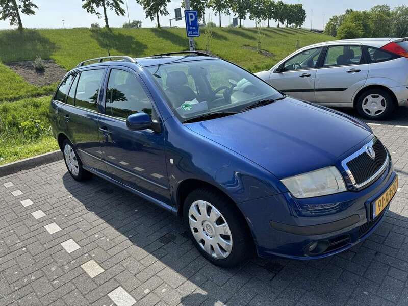 Blauw Gebruikt 2007 Skoda Fabia Stationwagen | € 2.000 (Duur) - Afbeelding 1/4