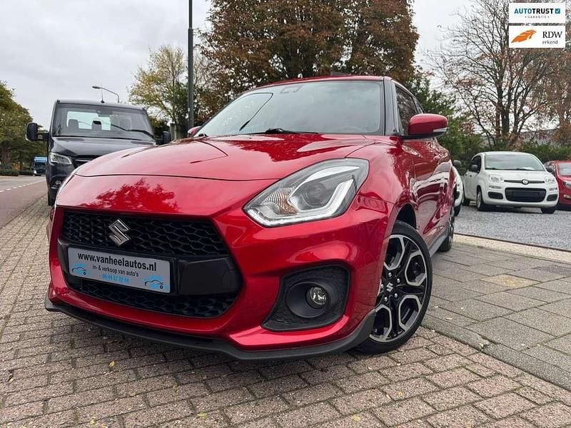 Rood Gebruikt 2018 Suzuki Swift Sport Hatchback | € 14.995 (Goede deal) - Afbeelding 1/4