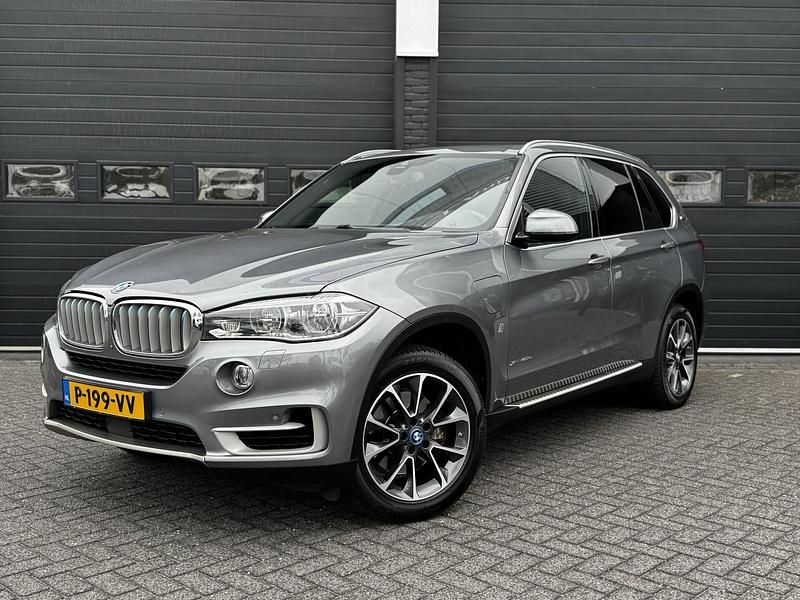 Grijs Gebruikt 2018 BMW X5 Executive SUV | € 24.900 (Goede deal) - Afbeelding 1/4