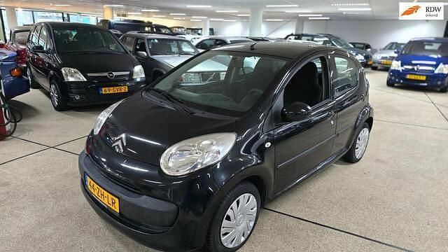 Zwart Occasion 2008 Citroën C1 Hatchback | € 1.750 (Eerlijke prijs) - Afbeelding 1/4