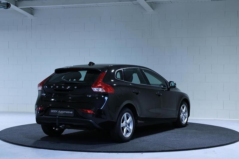 Occasion Volvo V40 122 PK (89 kW) 2019 Zwart Hatchback