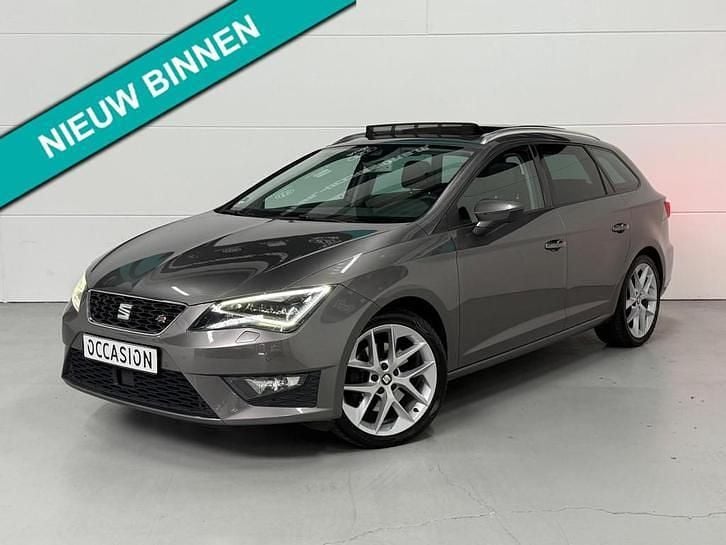 Grijs Gebruikt 2015 Seat Leon ST FR Stationwagen | € 14.950 (Eerlijke prijs) - Afbeelding 1/1