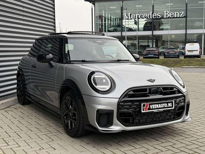Occasion Mini Cooper 156 PK (114 kW) 2024 Grijs Hatchback