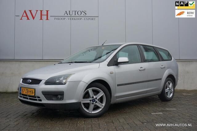 Grijs Gebruikt 2007 Ford Focus Futura Stationwagen | € 2.250 (Eerlijke prijs) - Afbeelding 1/4