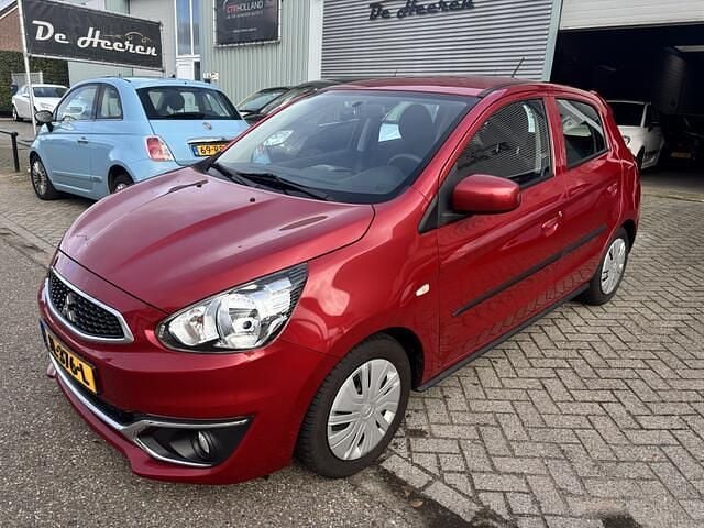 Occasion Mitsubishi Space Star 71 PK (52 kW) 2016 Rood Hatchback