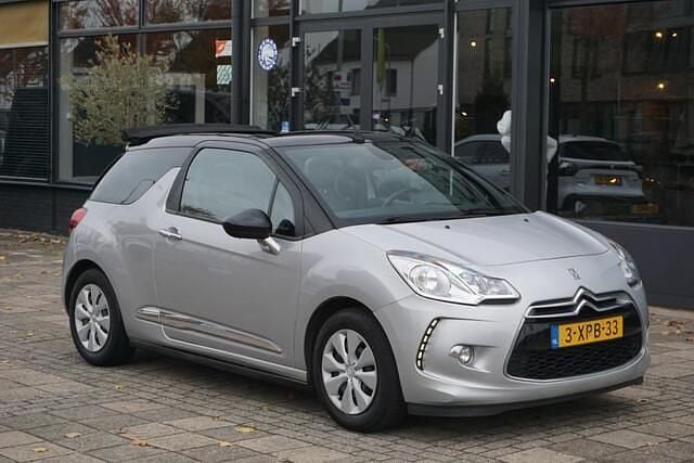 Grijs Gebruikt 2014 Citroën DS3 Cabriolet So Chic Cabriolet | € 4.980 (Goede deal) - Afbeelding 1/4