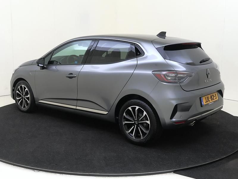 Occasion Renault Clio V Techno 2025 Grijs Hatchback