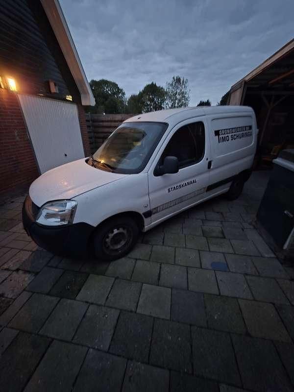 Wit Gebruikt 2006 Peugeot Partner Avantage MPV | € 500 (Super prijs) - Afbeelding 1/4