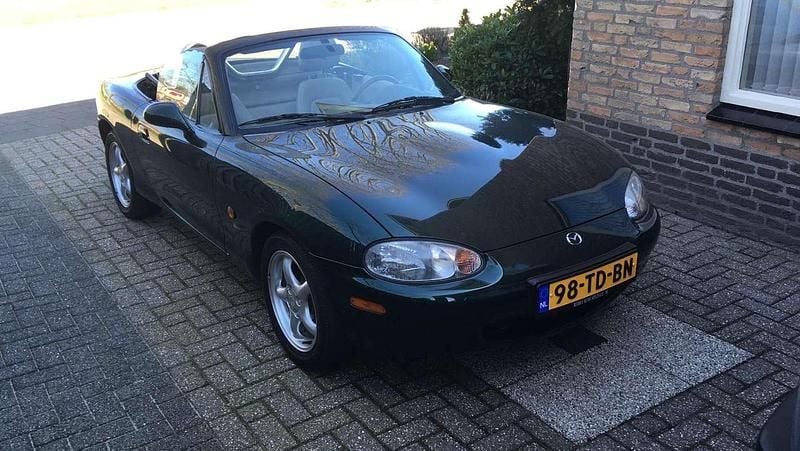 Groen Gebruikt 2000 Mazda MX5 Cabriolet | € 9.750 (Eerlijke prijs) - Afbeelding 1/3