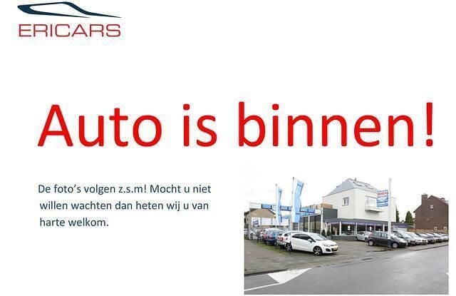 Rood Gebruikt 2023 Peugeot 208 Allure Hatchback | € 16.940 (Goede deal) - Afbeelding 1/3
