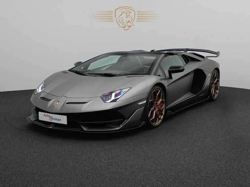 Grijs Gebruikt 2020 Lamborghini Aventador Cabriolet | € 705.000 - Afbeelding 1/4