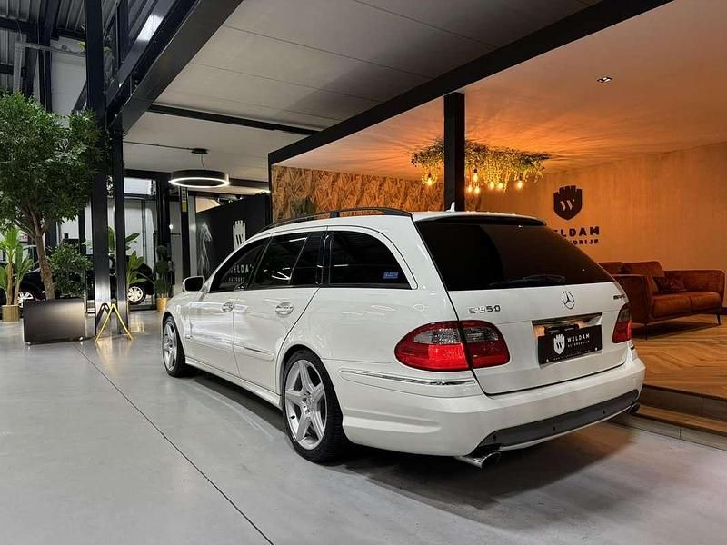 Occasion Mercedes E550 Avantgarde 388 PK (285 kW) 2008 Wit (metallic) Stationwagen