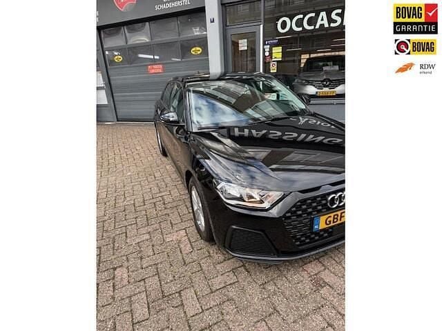 Zwart Gebruikt 2019 Audi A1 Sportback S-Line Hatchback | € 17.950 (Goede deal) - Afbeelding 1/4