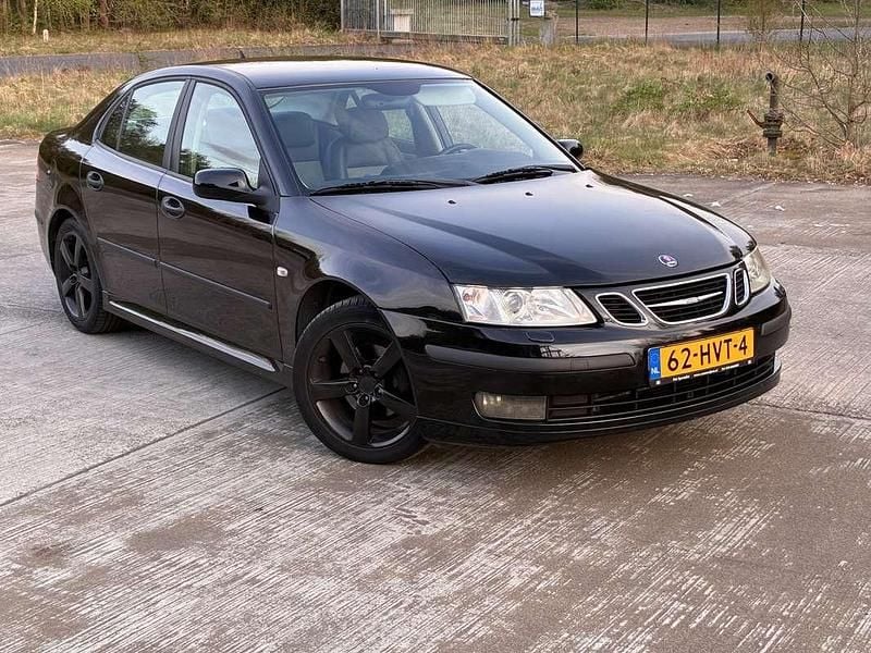 Zwart Gebruikt 2003 Saab 9-3 Sedan | € 3.500 (Eerlijke prijs) - Afbeelding 1/4