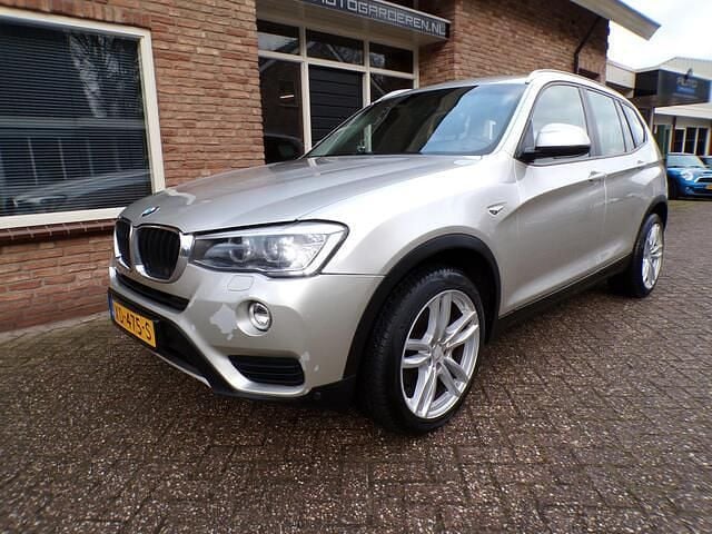 Grijs Occasion 2014 BMW X3 Executive SUV | € 9.900 (Goede deal) - Afbeelding 1/4