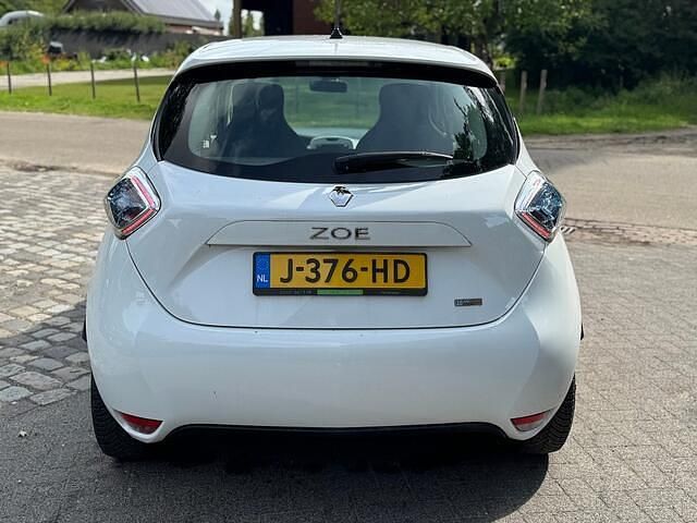 Occasion Renault Zoe Life 42 kW (58 PK) 2018 Wit Hatchback