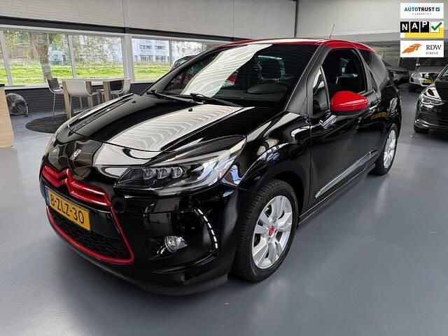 Zwart Gebruikt 2015 Citroën DS3 Business Class Hatchback | € 7.450 (Eerlijke prijs) - Afbeelding 1/4