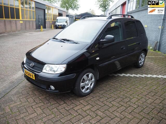 Zwart Gebruikt 2008 Hyundai Matrix Active MPV | € 2.950 (Iets duurder) - Afbeelding 1/4