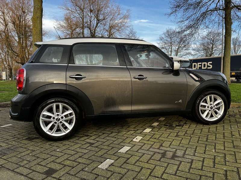Grijs Gebruikt 2013 Mini Countryman SUV | € 13.100 (Eerlijke prijs) - Afbeelding 1/4