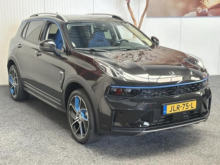 Occasion Lynk & Co 01 261 PK (191 kW) 2023 Zwart SUV