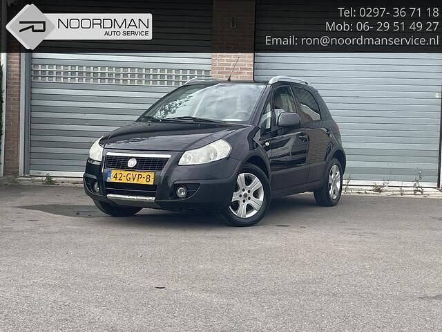 Zwart Gebruikt 2008 Fiat Sedici Emotion SUV | € 1.950 (Super prijs) - Afbeelding 1/4