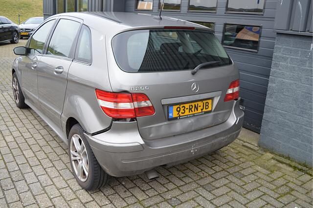 Occasion Mercedes B200 136 PK (100 kW) 2005 Grijs MPV