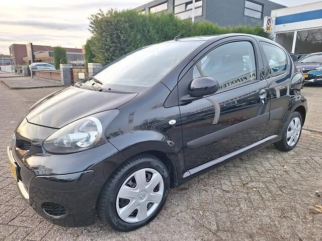 Occasion Toyota Aygo Comfort 68 PK (50 kW) 2009 Zwart Hatchback