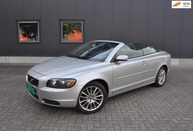 Zilver, metallic lak Gebruikt 2008 Volvo C70 Summum Cabriolet | € 9.620 (Goede deal) - Afbeelding 1/4