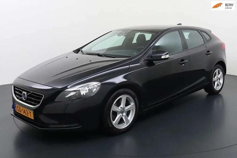 Zwart Gebruikt 2014 Volvo V40 Momentum MPV | € 7.800 (Eerlijke prijs) - Afbeelding 1/4
