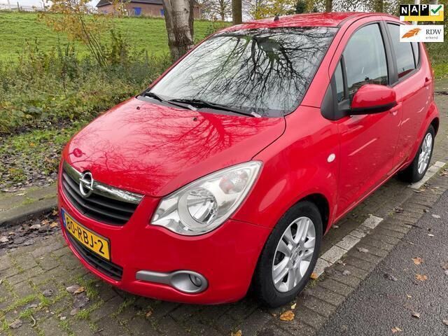 Rood Gebruikt 2011 Opel Agila Edition Hatchback | € 5.450 (Eerlijke prijs) - Afbeelding 1/4