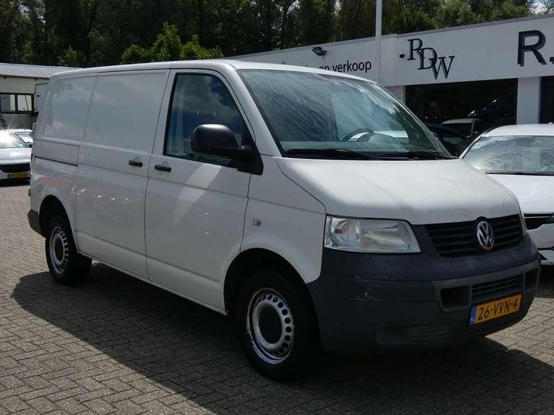 Wit Gebruikt 2009 VW T5 Van | € 6.950 - Afbeelding 1/4