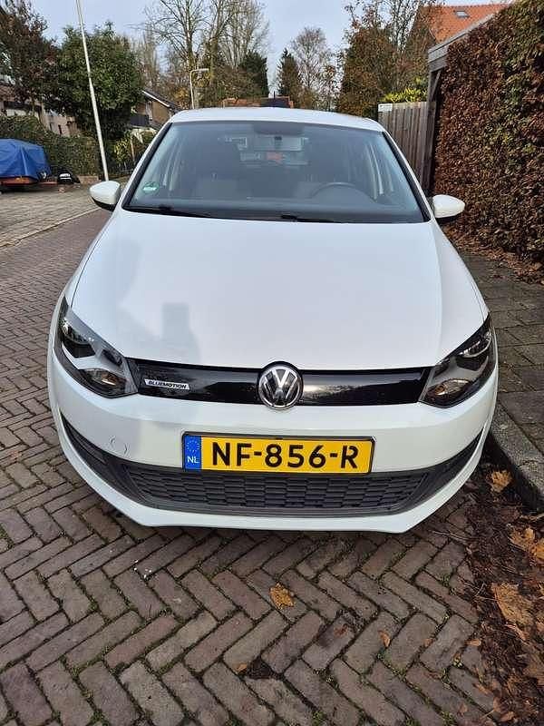 Gebruikt 2017 VW Polo Edition Hatchback | € 8.750 (Goede deal) - Afbeelding 1/4
