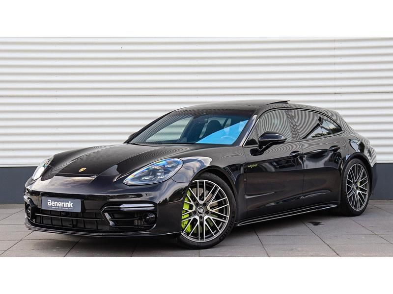 Zwart Gebruikt 2021 Porsche Panamera Turbo S Sedan | € 119.950 (Duur) - Afbeelding 1/4