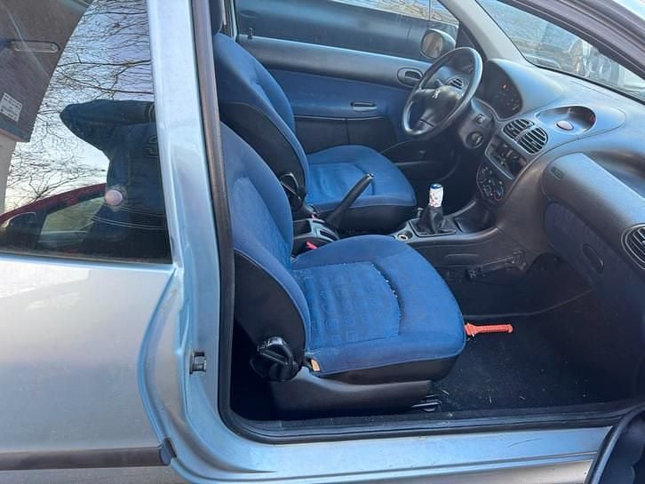 Occasion Peugeot 206 74 PK (54 kW) 2001