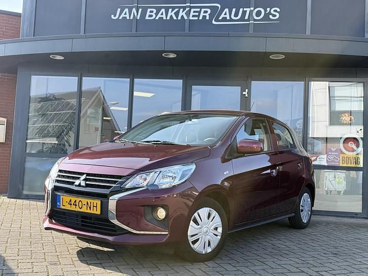 Occasion Mitsubishi Space Star 71 PK (52 kW) 2021 Rood Hatchback