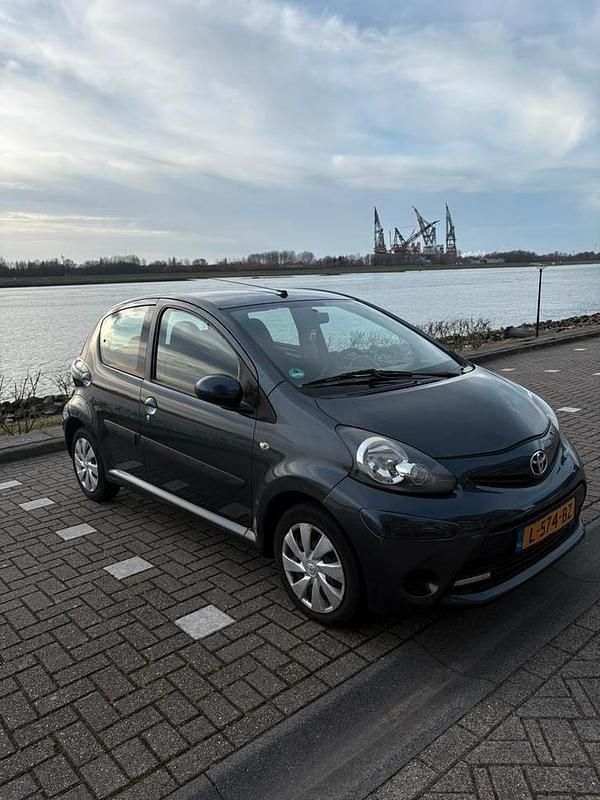 Occasion Toyota Aygo 68 PK (50 kW) 2012 Hatchback