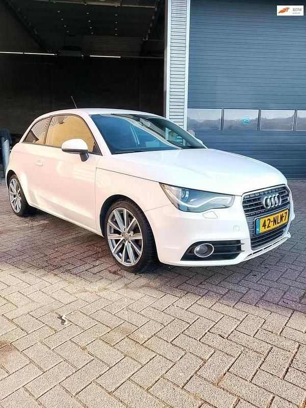 Occasion 2010 Audi A1 Ambition | € 4.799 (Goede deal) - Afbeelding 1/4