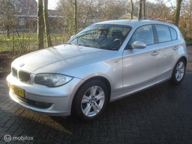 Occasion BMW 116 122 PK (89 kW) 2009 Grijs Hatchback