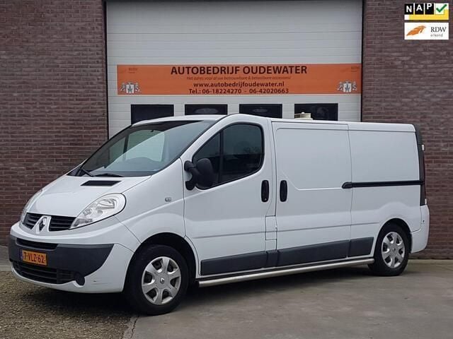 Wit Gebruikt 2011 Renault Trafic Van | € 5.995 (Iets duurder) - Afbeelding 1/4