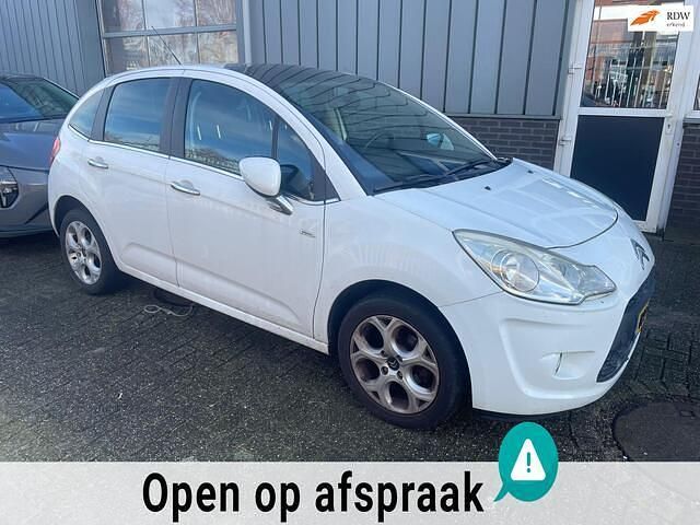 Wit Occasion 2010 Citroën C3 Exclusive Hatchback | € 1.900 (Super prijs) - Afbeelding 1/4