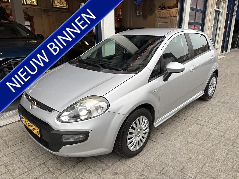 Grijs Occasion 2010 Fiat Punto Dynamic Hatchback | € 1.299 (Goede deal) - Afbeelding 1/4